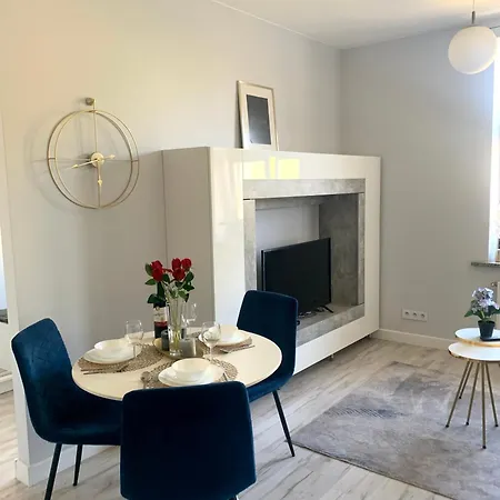 Kilinskiego Street Apartment